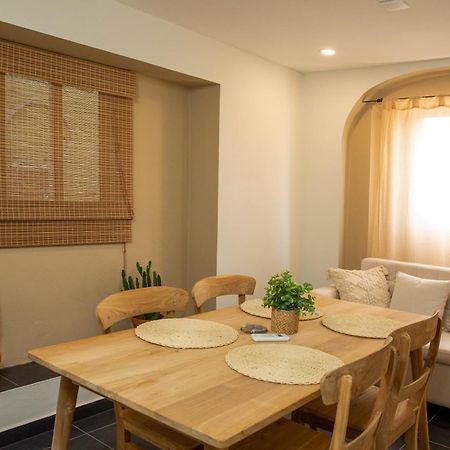 Paradiso Apartments โอรันเยสตัด ภายนอก รูปภาพ